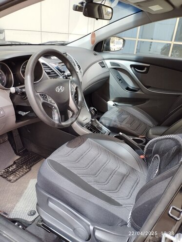 Hyundai Elantra 2015, 33,548 km - 1.8 l - Bakı