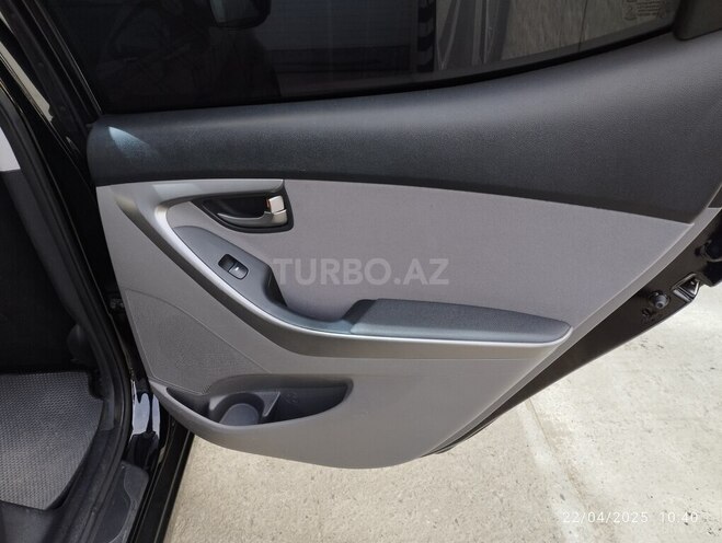 Hyundai Elantra 2015, 33,548 km - 1.8 l - Bakı