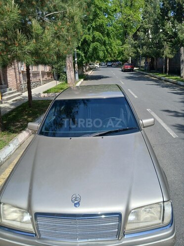 Mercedes C 180 1994, 200,000 km - 1.8 л - Zaqatala