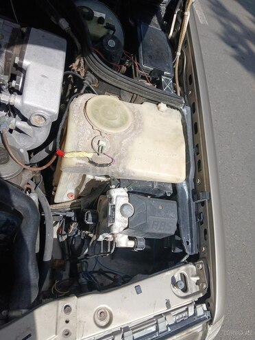 Mercedes C 180 1994, 200,000 km - 1.8 л - Zaqatala