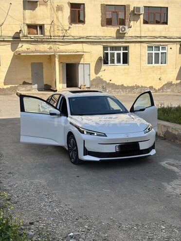 Changan Qiyuan A05 2024, 9,000 km - 1.5 л - Bakı