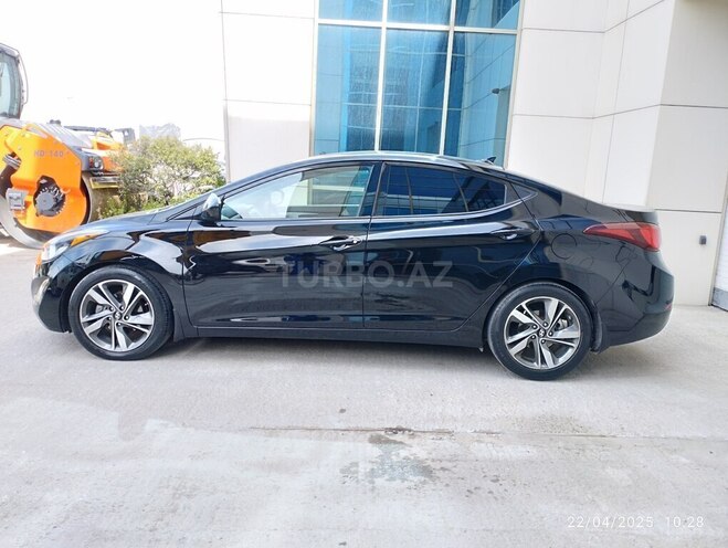 Hyundai Elantra 2015, 33,548 km - 1.8 l - Bakı