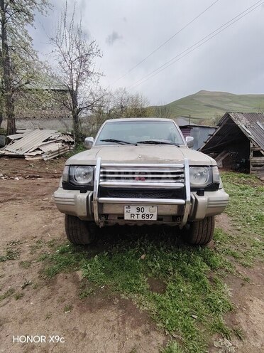 Mitsubishi Pajero 1993, 435,218 km - 2.5 л - Tovuz