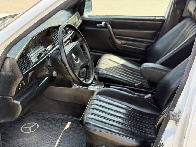Mercedes 190 1991, 280,000 km - 2.0 l - Bakı