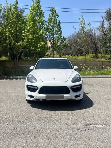Porsche Cayenne Turbo S 2013, 157,000 km - 4.8 l - Bakı