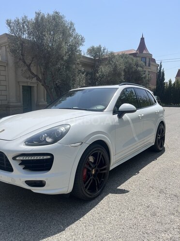Porsche Cayenne Turbo S 2013, 157,000 km - 4.8 l - Bakı