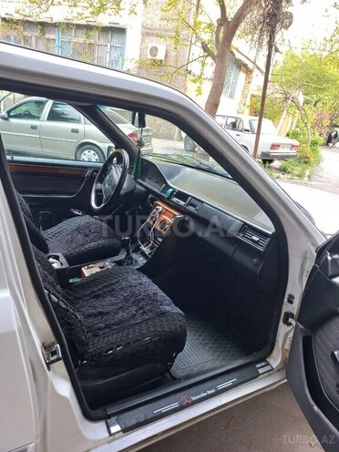 Mercedes E 200 d 1993, 500,000 km - 2.0 l - Bakı