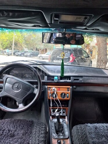 Mercedes E 200 d 1993, 500,000 km - 2.0 l - Bakı