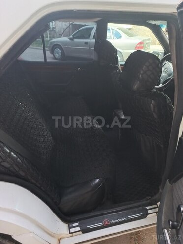 Mercedes E 200 d 1993, 500,000 km - 2.0 l - Bakı