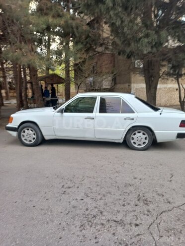 Mercedes E 200 d 1993, 500,000 km - 2.0 l - Bakı