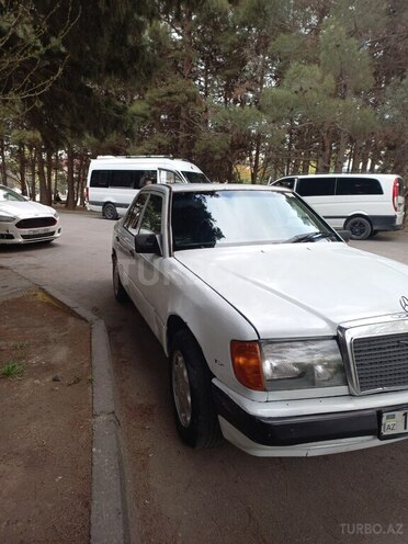 Mercedes E 200 d 1993, 500,000 km - 2.0 l - Bakı
