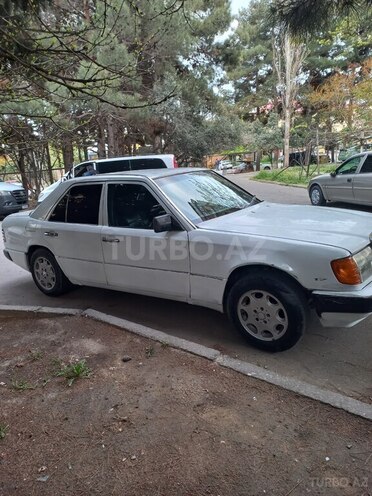 Mercedes E 200 d 1993, 500,000 km - 2.0 l - Bakı