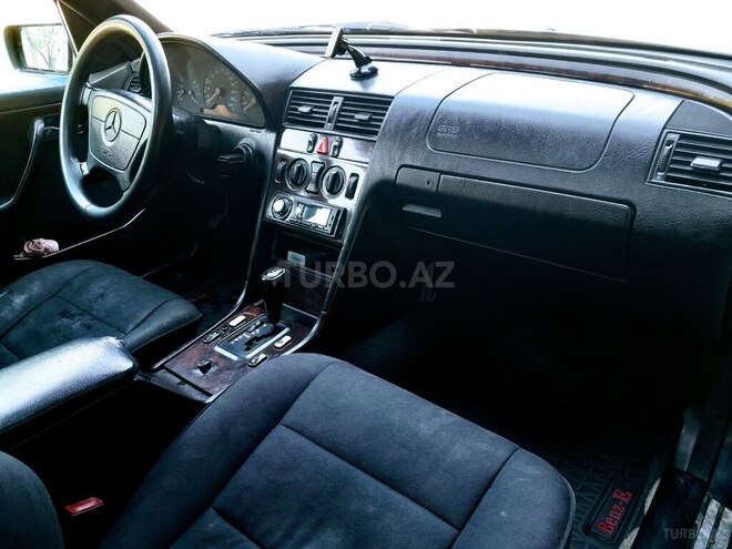 Mercedes C 250 d 1996, 123,456 km - 2.5 l - Bakı