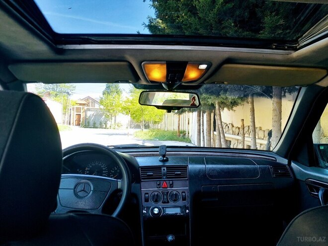 Mercedes C 250 d 1996, 123,456 km - 2.5 l - Bakı