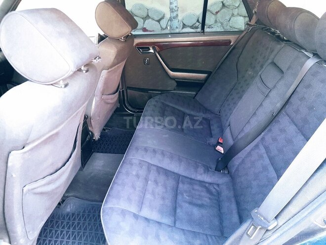 Mercedes C 250 d 1996, 123,456 km - 2.5 l - Bakı