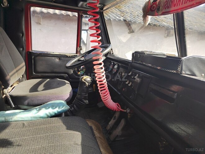 KamAz 54112 1993, 500,000 km - 11.0 l - Quba