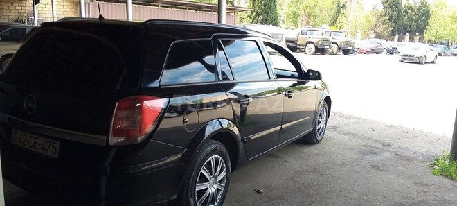 Opel Astra 2008, 240,000 km - 1.4 l - Gəncə
