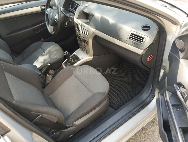 Opel Astra 2007, 241,900 km - 1.4 l - Bakı