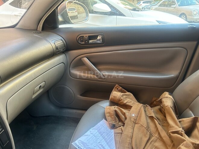 Volkswagen Passat 2003, 332,000 km - 1.8 l - Bakı
