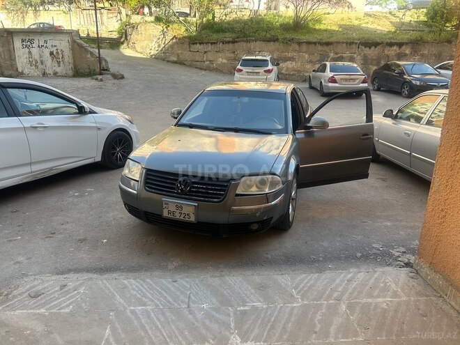 Volkswagen Passat 2003, 332,000 km - 1.8 l - Bakı