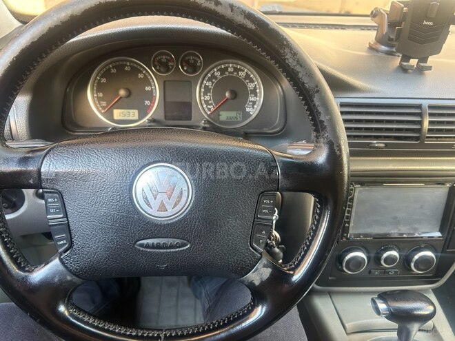 Volkswagen Passat 2003, 332,000 km - 1.8 l - Bakı