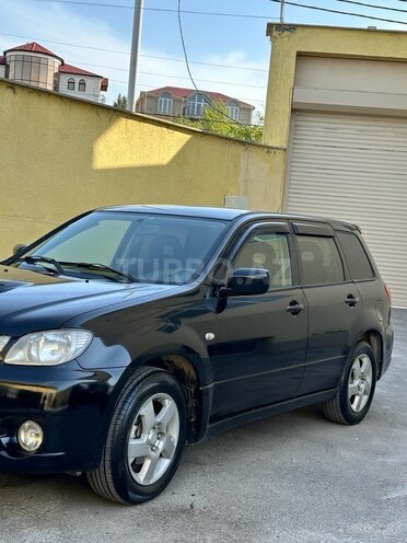 Mitsubishi Airtrek 2003, 278,876 km - 2.0 l - Bakı