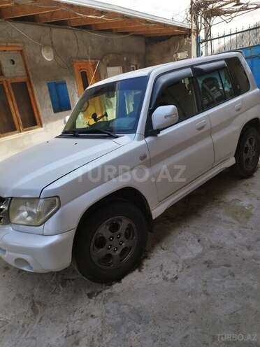 Mitsubishi Pajero io 2004, 200,000 km - 2.0 l - Bakı