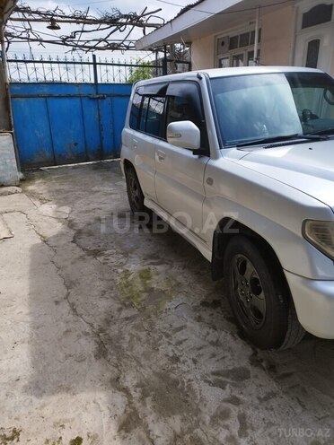 Mitsubishi Pajero io 2004, 200,000 km - 2.0 l - Bakı
