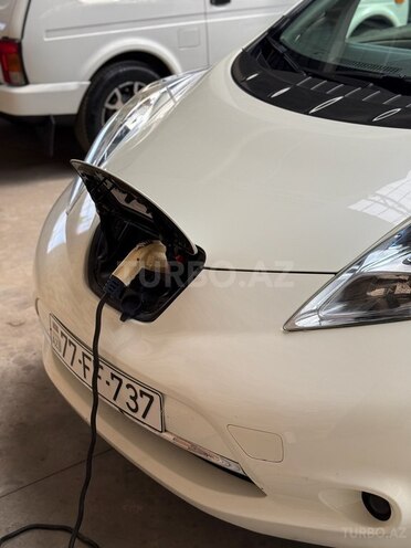 Nissan Leaf 2011, 150,000 km - 0.0 l - Gəncə