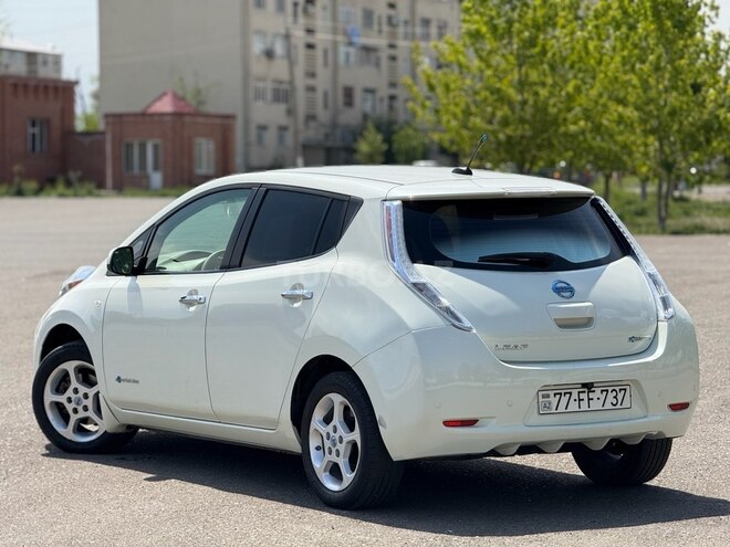 Nissan Leaf 2011, 150,000 km - 0.0 l - Gəncə