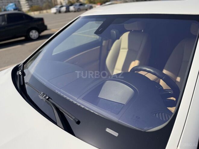 BMW 528 2013, 240,000 km - 2.0 l - Bakı