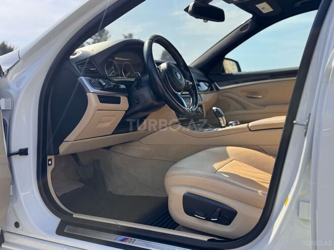 BMW 528 2013, 240,000 km - 2.0 l - Bakı