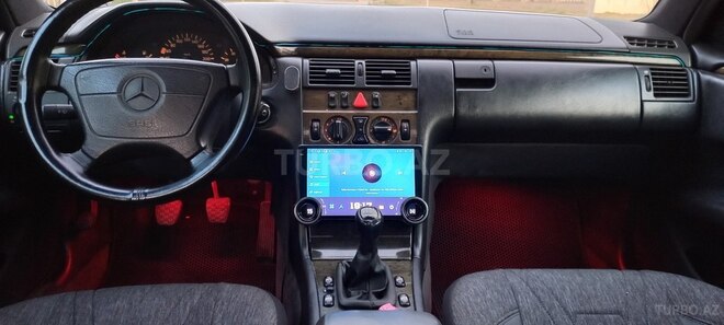 Mercedes E 200 1997, 321,567 km - 2.0 l - Sumqayıt