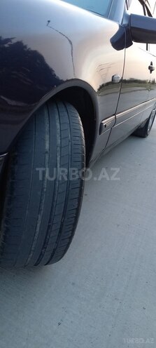 Mercedes E 200 1997, 321,567 km - 2.0 l - Sumqayıt