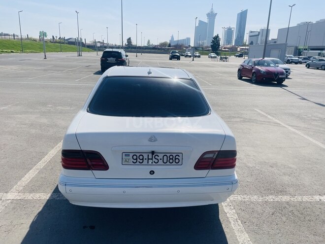 Mercedes E 320 2000, 223,421 km - 3.2 l - Bakı