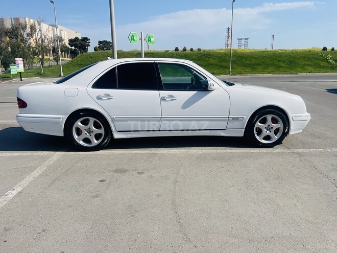 Mercedes E 320 2000, 223,421 km - 3.2 l - Bakı