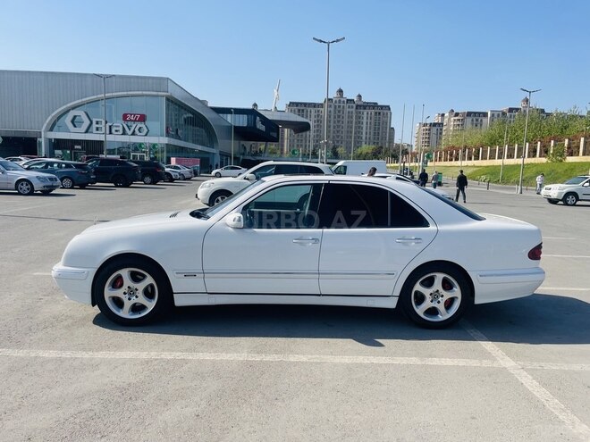Mercedes E 320 2000, 223,421 km - 3.2 l - Bakı
