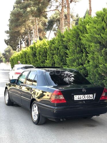 Mercedes C 180 1995, 275,845 km - 1.8 l - Salyan
