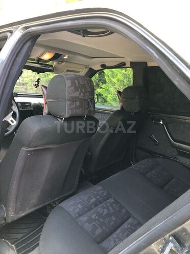 Mercedes C 180 1995, 275,845 km - 1.8 l - Salyan