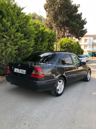 Mercedes C 180 1995, 275,845 km - 1.8 l - Salyan