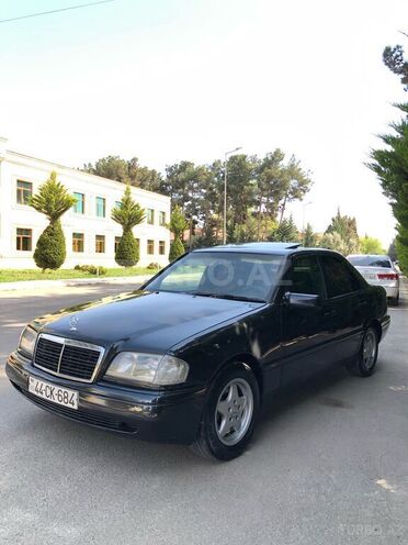 Mercedes C 180 1995, 275,845 km - 1.8 l - Salyan