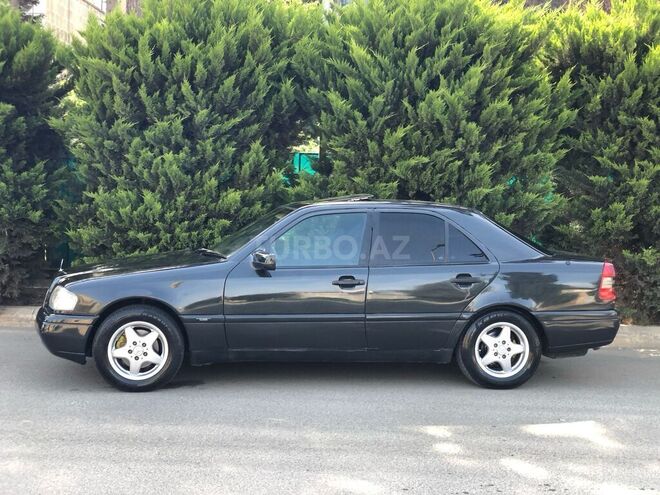 Mercedes C 180 1995, 275,845 km - 1.8 l - Salyan