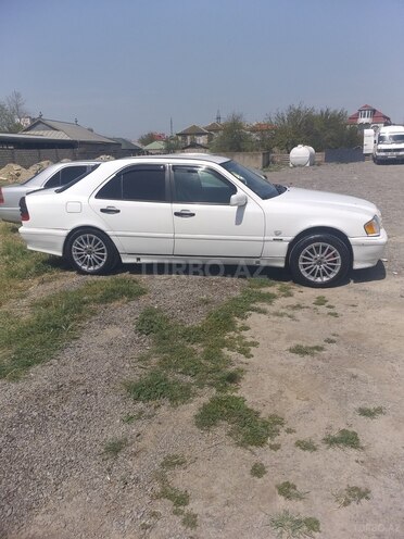 Mercedes C 220 d 1999, 350,000 km - 2.2 л - Bakı