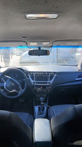 Hyundai Accent 2019, 117,373 km - 1.6 l - Bakı