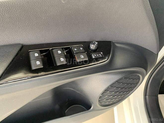 Toyota Prius 2016, 74,000 km - 1.8 l - Bakı