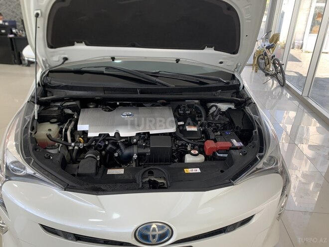 Toyota Prius 2016, 74,000 km - 1.8 l - Bakı