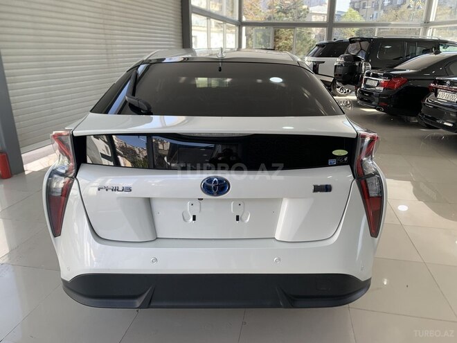 Toyota Prius 2016, 74,000 km - 1.8 l - Bakı