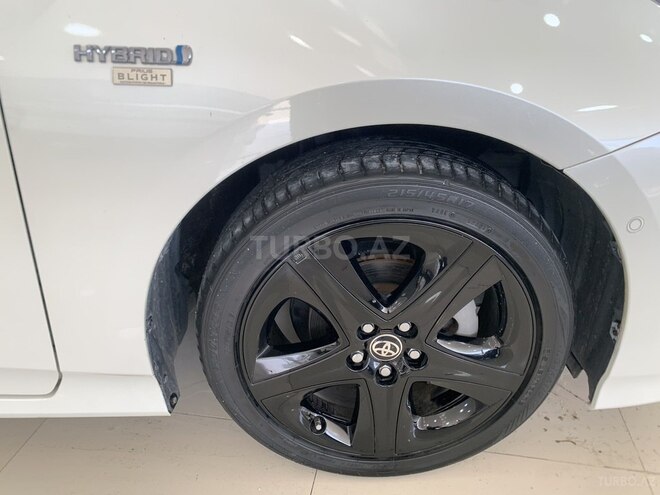 Toyota Prius 2016, 74,000 km - 1.8 l - Bakı