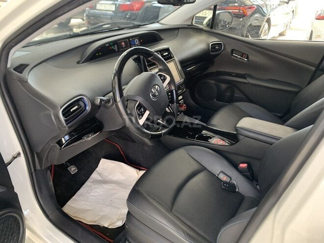 Toyota Prius 2016, 74,000 km - 1.8 l - Bakı