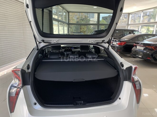 Toyota Prius 2016, 74,000 km - 1.8 l - Bakı